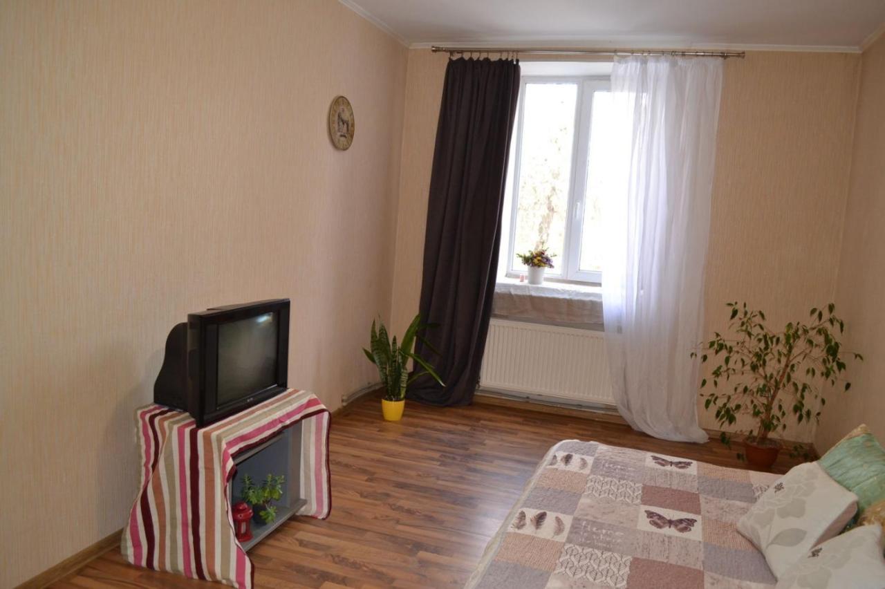 Квартира Двохкімнатна Фонтан Apartment Kamianets-Podilskyi Exterior photo